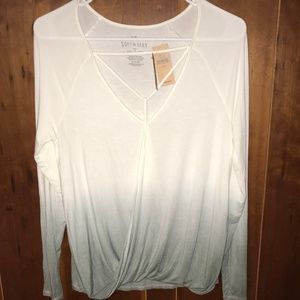 BRAND NEW American Eagle long sleeve